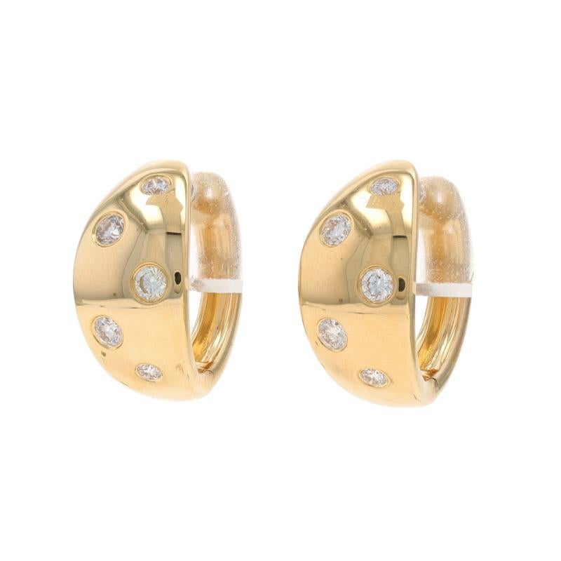 Contenuto del metallo: Oro giallo 14k

Informazioni su A. Stone

Diamanti naturali
Carati: 0,29ctw
Taglio: Rotondo brillante
Colore: I - J
Chiarezza: SI1 - SI2

Carati totali: .29ctw

Stile: A cerchio
Tipo di chiusura: Chiusura a