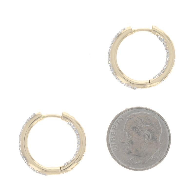 Boucles d'oreilles en or jaune avec diamant - 18k brillant rond .66ctw Pierced Excellent état - En vente à Greensboro, NC
