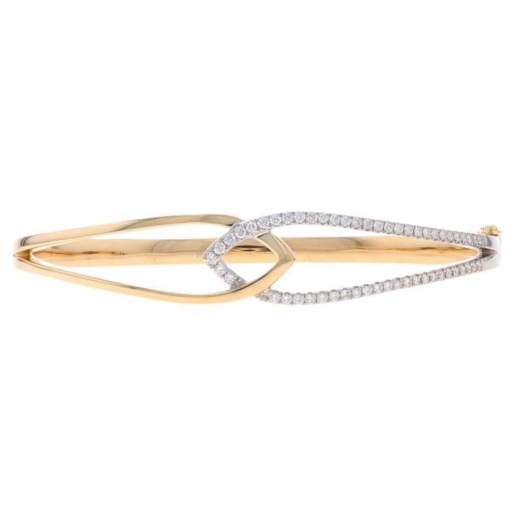 Armreif aus Gelbgold mit ineinander verschlungenen Blättern und Diamanten 6 3/4" - 14k rund .50ctw