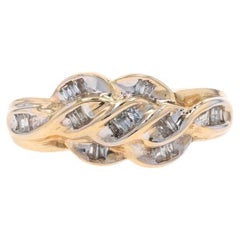 Gelbgold Diamant Knot Twist Cluster-Ring - 10k Baguette .10ctw