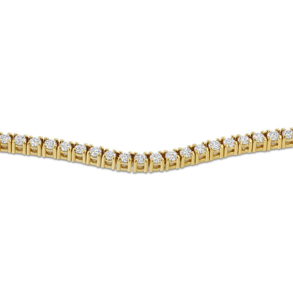 With 192 diamonds set in 18 karat yellow gold, this diamond line necklace is a true wonder. This dazzling piece makes it easy to understand why this timeless style has stayed in vogue for decades past and will continue to for years to come. 


(18k