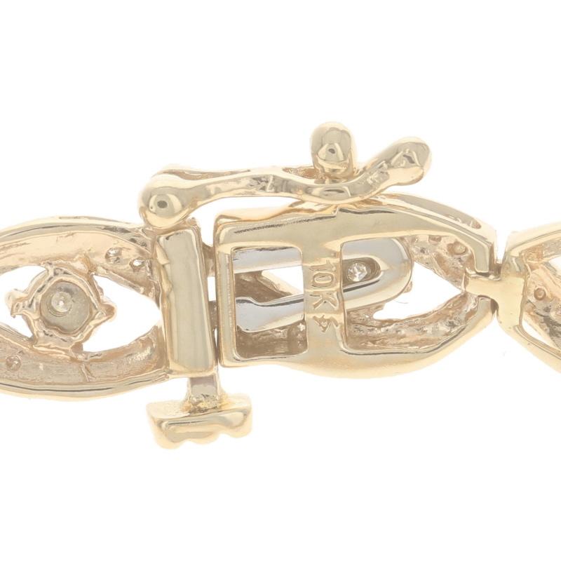 Bracelet en or jaune avec lien en diamant - 10k Single Cut .50ctw Ribbon Twist en vente 2