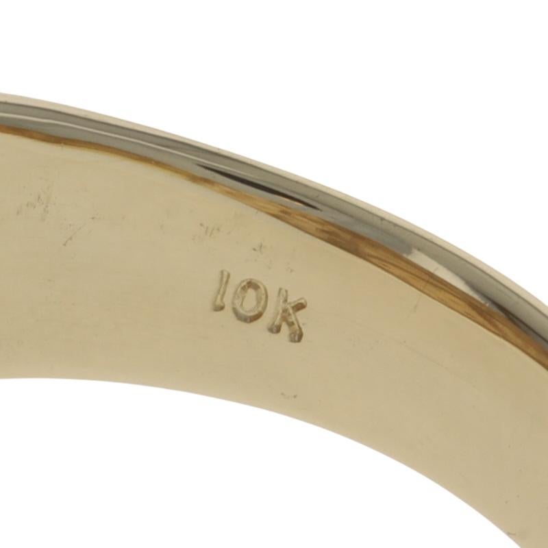 Bague en or jaune diamantée aigle Majestic - 10k Single Swooping Bird en vente 2