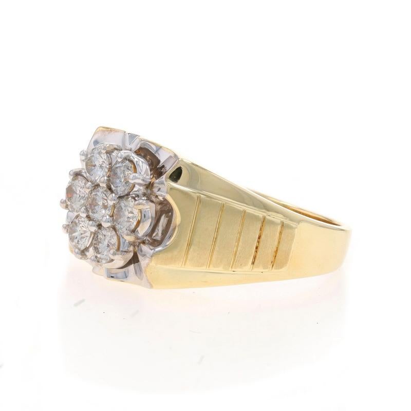 Gelbgold Diamant Herrenring - 10k Rund Brillant 1.54ctw Cluster im Zustand „Hervorragend“ in Greensboro, NC