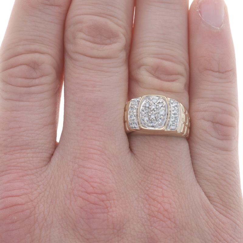 Gelbgold Diamant Herrenring - 10k Rund Brillant .32ctw Cluster (Rundschliff)