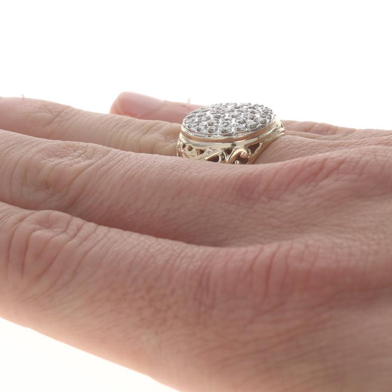 Bague pour homme en or jaune avec diamant - 10k Round Brilliant .50ctw Cluster Pour hommes en vente