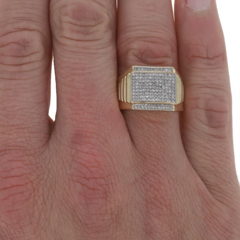 Taille simple Bague pour homme en or jaune avec diamant - 10k Single .50ctw Pave en vente