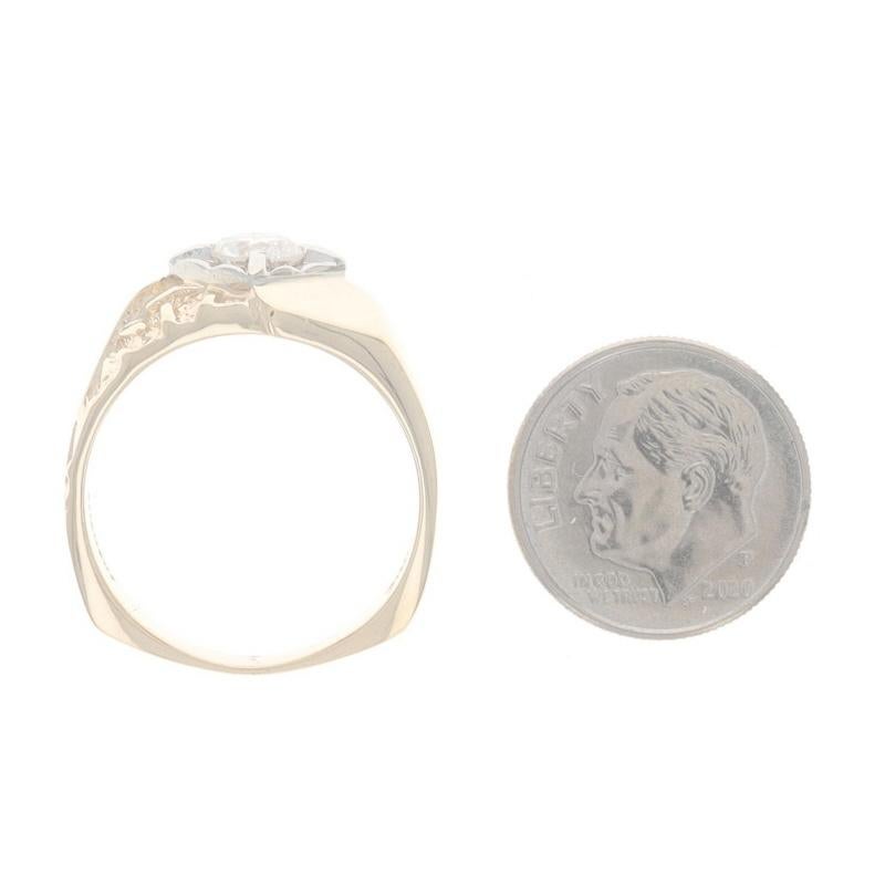 Bague pour homme en or jaune avec diamant - 14k Round .70ct Solitaire Euro Shank Textured en vente 1