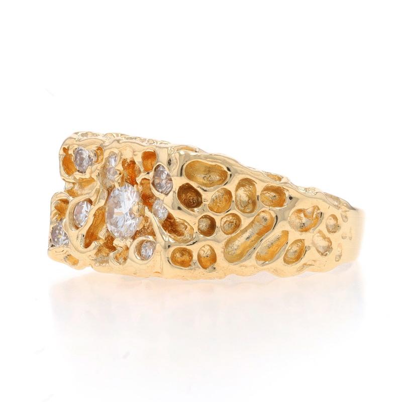Bague pour homme en or jaune avec diamant - 14k Round .88ctw Nugget Cluster Bon état - En vente à Greensboro, NC