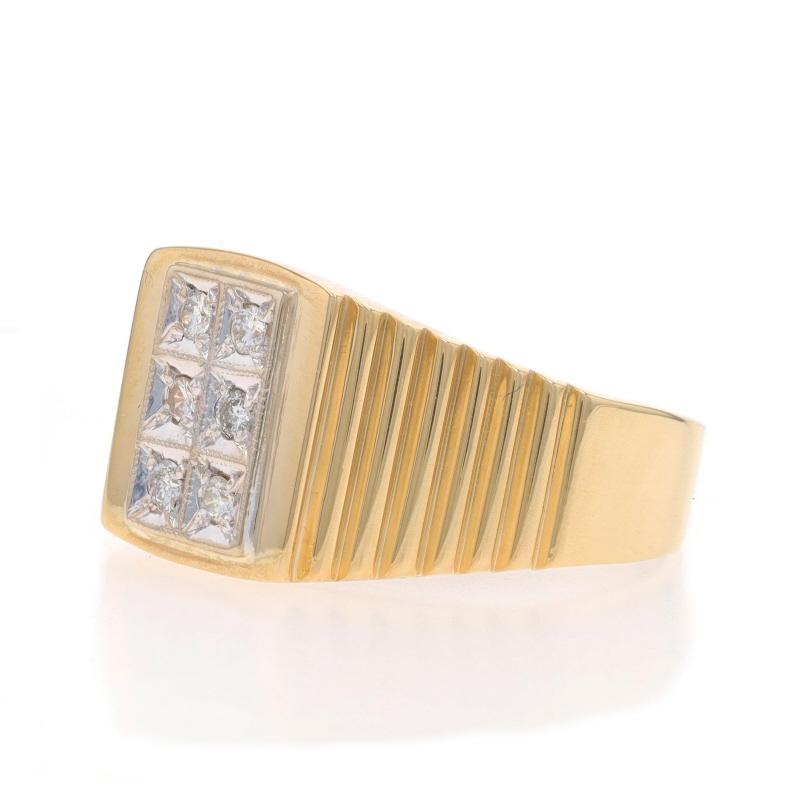 Yellow Gold Diamond Men's Ring - 14k Round Brilliant .18ctw Cluster In Excellent Condition For Sale In Greensboro, NC