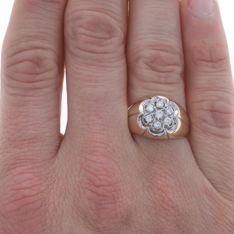 Gelbgold Diamant Herrenring 14k Rund Brillant .50ctw Cluster

Informationen zum Stein:
Natürliche Diamanten
Karat(e): .50ctw
Schliff: Runder Brillant
Farbe: F - G
Klarheit: SI2 - I1
Karat gesamt: .50ctw

Ergänzende Informationen:
MATERIAL: Metall