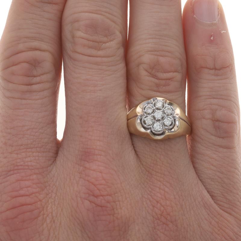 Taglio rotondo Anello da uomo con diamante in oro giallo - 14k - Brilliante rotondo 0,50ctw Cluster in vendita