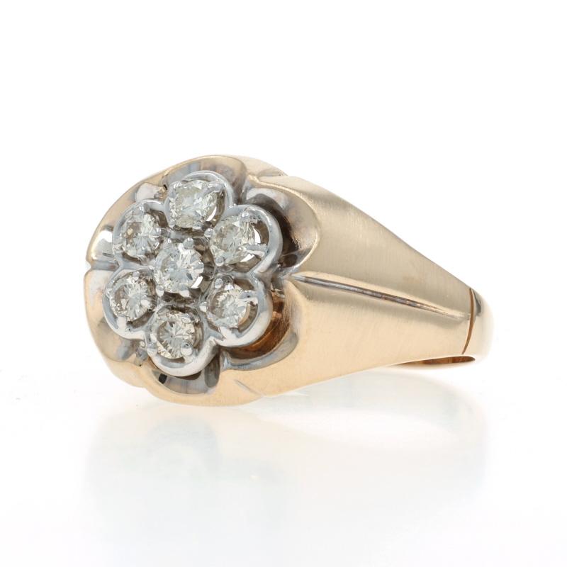 Anello da uomo con diamante in oro giallo - 14k - Brilliante rotondo 0,50ctw Cluster In condizioni ottime in vendita a Greensboro, NC