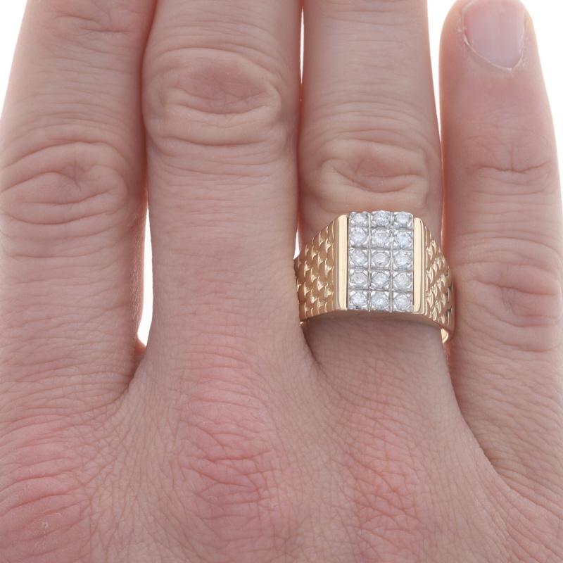 Round Cut Yellow Gold Diamond Men's Ring - 14k Round Brilliant .75ctw Cluster For Sale