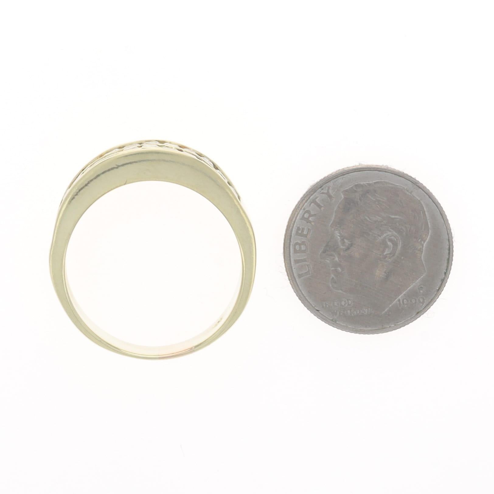 Bague pour homme en or jaune avec diamant - 18k Round Brilliant 1.00ctw Cluster Band en vente 1