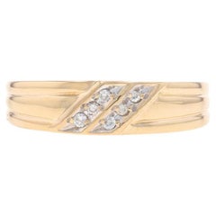Yellow Gold Diamond Men's Wedding Band 10k Round Brilliant Diagonal Stripe Ring