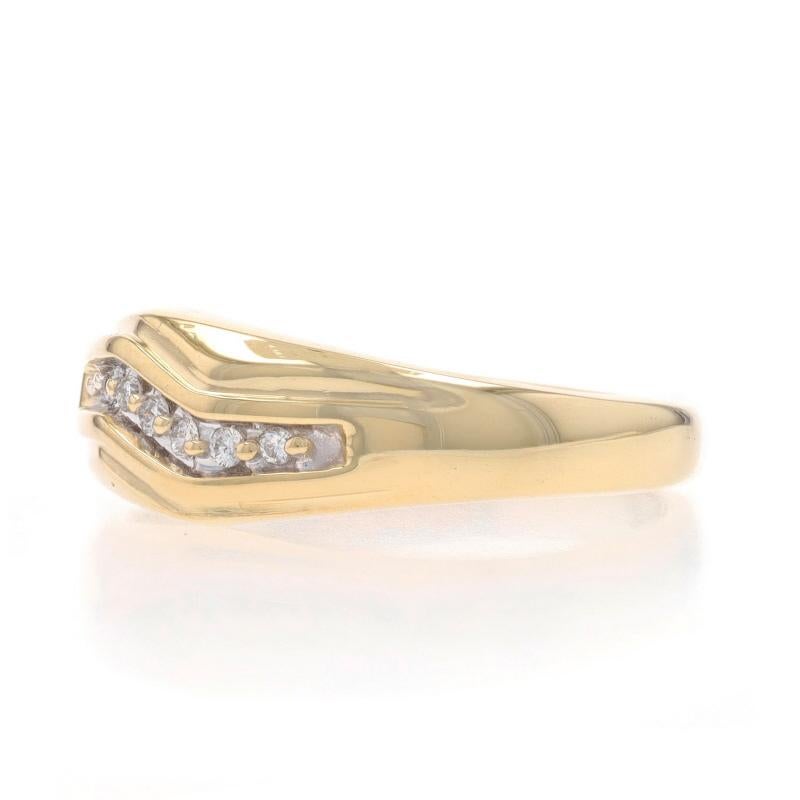 Anneau de mariage pour homme en or jaune avec diamant - 14k Round Brilliant Excellent état - En vente à Greensboro, NC