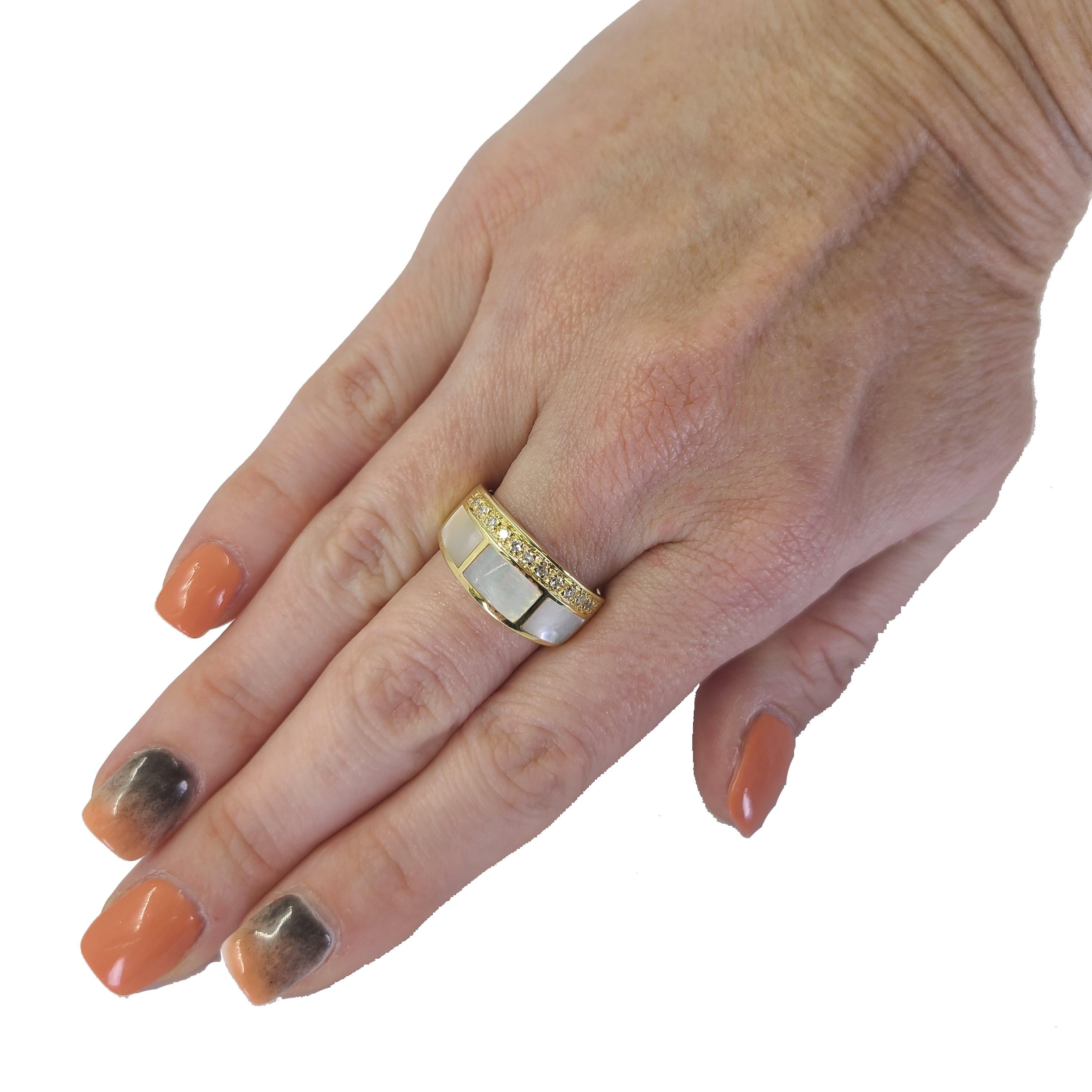 18 Karat Yellow Gold Ring Featuring 3 Rectangular Mother-of-Pearl Inlays & 11 Single Cut Diamonds Of VS Clarity & G/H Color. Finger Size 7.5. Made In Italy. Finished Weight Is 6.8 Grams.