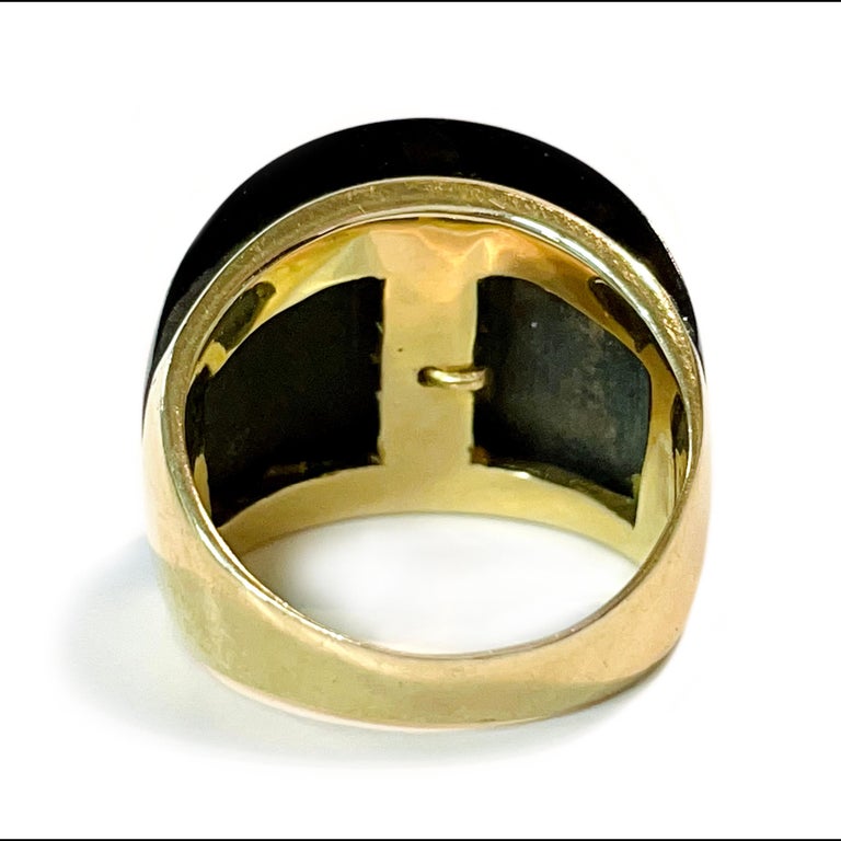 Yellow Gold Diamond Onyx Ring In Good Condition For Sale In Palm Desert, CA