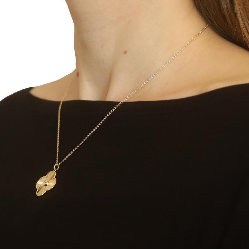 Yellow Gold Diamond Quatrefoil Solitaire Necklace - 14k Rd .19ct Flower Adjust In New Condition In Greensboro, NC