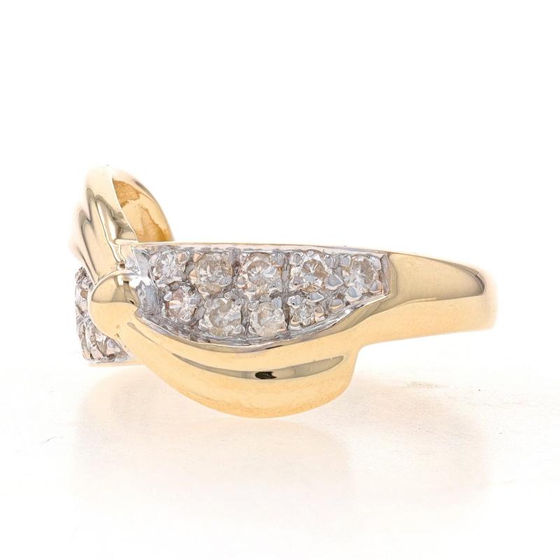 Round Cut Yellow Gold Diamond Ribbon Cluster Crossover Band - 14k Round 1.00ctw Bow Ring For Sale