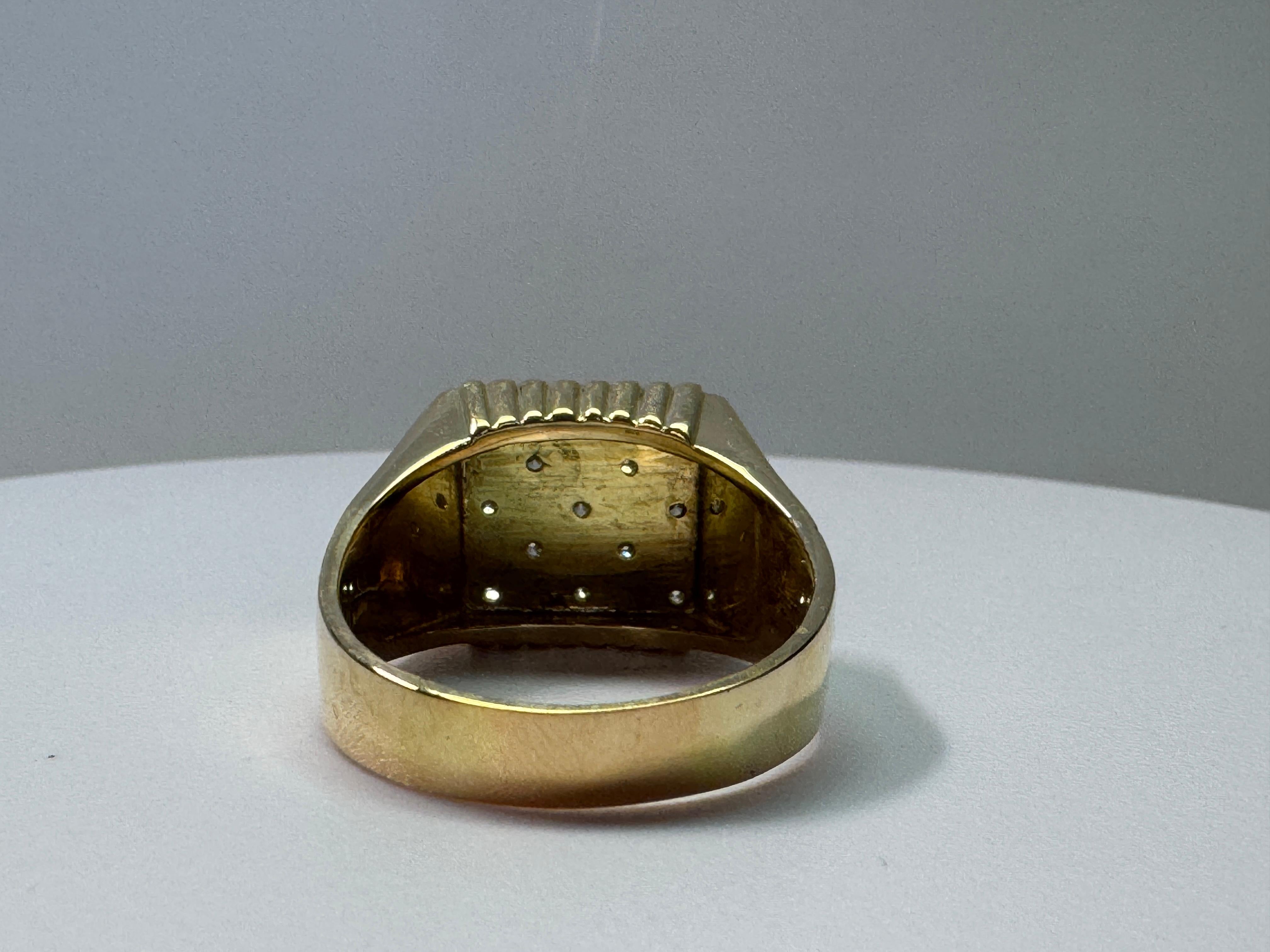 Women's or Men's Yellow Gold Diamond Ridged Ring For Sale