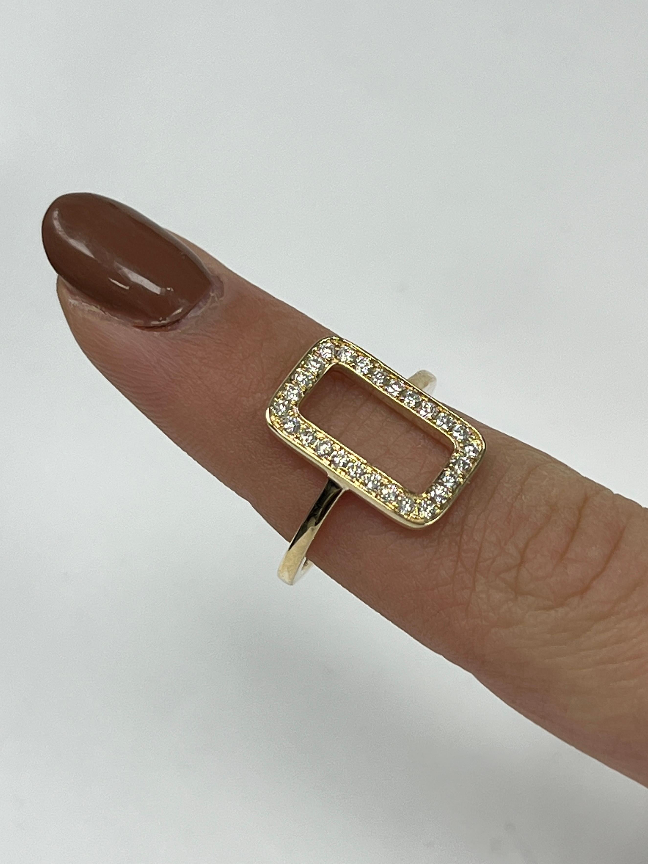 Yellow Gold Diamond Ring In New Condition For Sale In Great Neck, NY