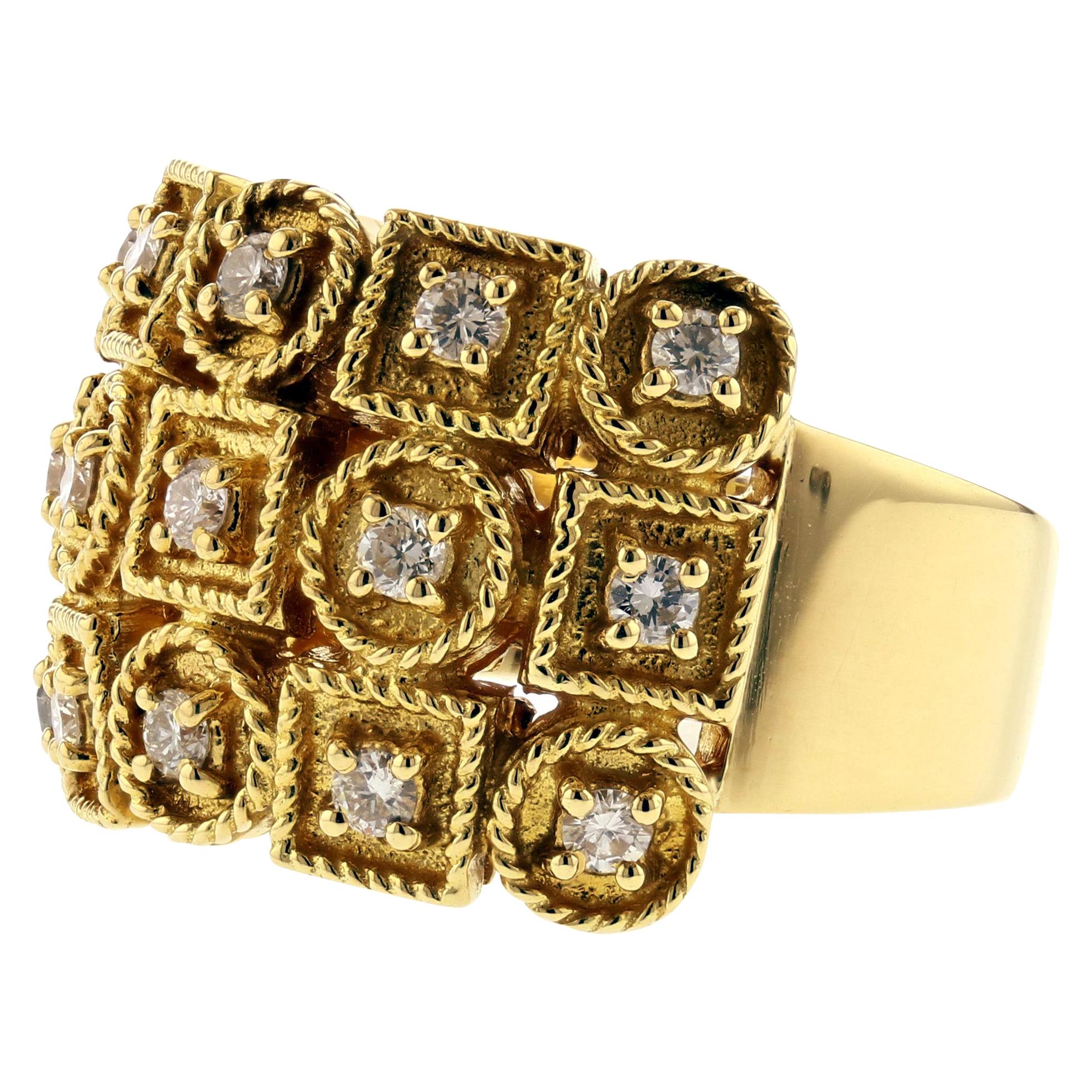 Bague en or jaune 18 carats et diamants avec cercles et carrés en vente