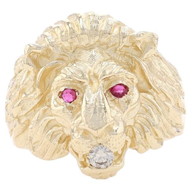 Yellow Gold Diamond & Ruby Lion's Bust Men's Ring - 14k Round .18ctw Jungle Cat For Sale