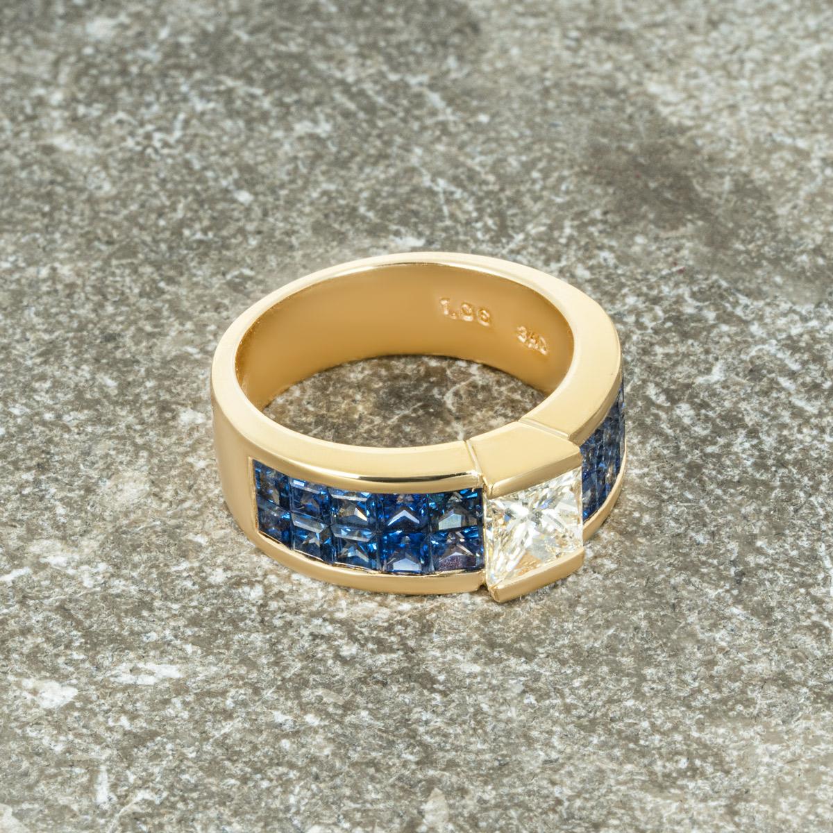 Yellow Gold Diamond & Sapphire Ring 1.06ct For Sale 2