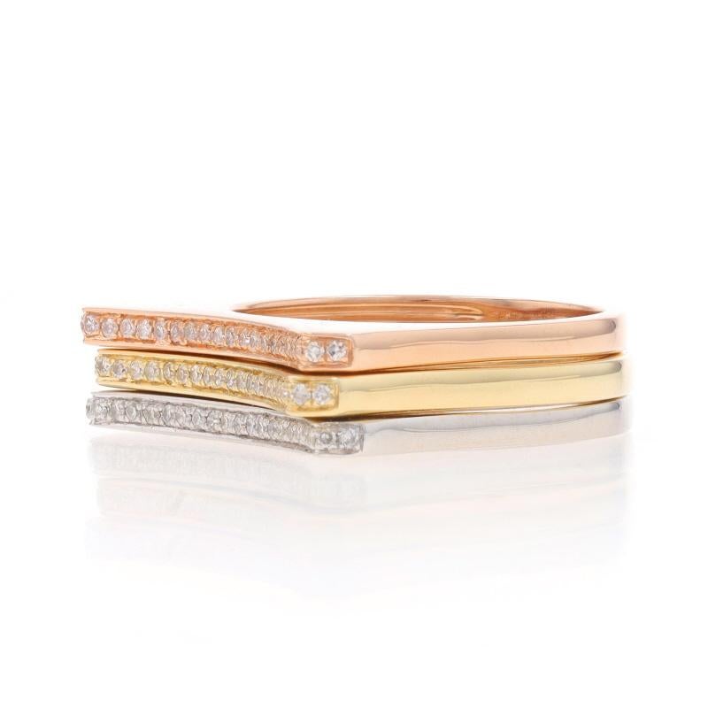 Set di 3 fasce impilabili in oro giallo 14k con diamanti a taglio singolo da 24 ct. In condizioni ottime in vendita a Greensboro, NC