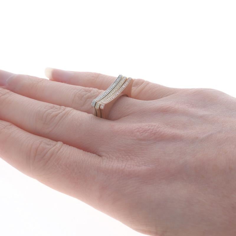 Donna Set di 3 fasce impilabili in oro giallo 14k con diamanti a taglio singolo da 24 ct. in vendita