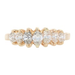 Sieben-Stein-Ring aus Gelbgold, 14k Marquise 1,00ctw Jahrestag-Ring