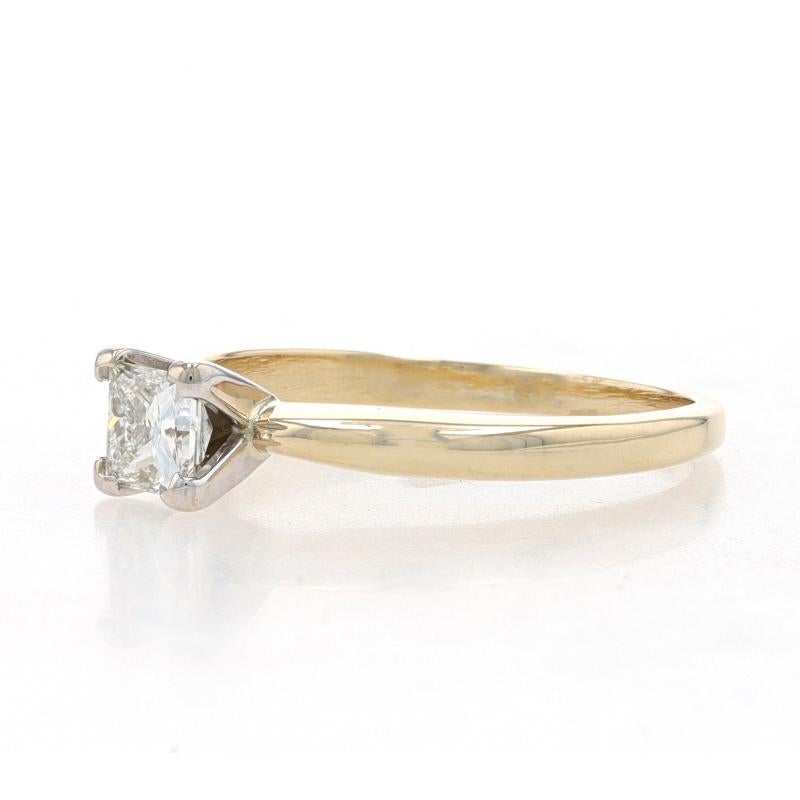 Verlobungsring aus Gelbgold mit Diamant Solitär - 14k Prinzessin .60ct (Carréschliff) im Angebot