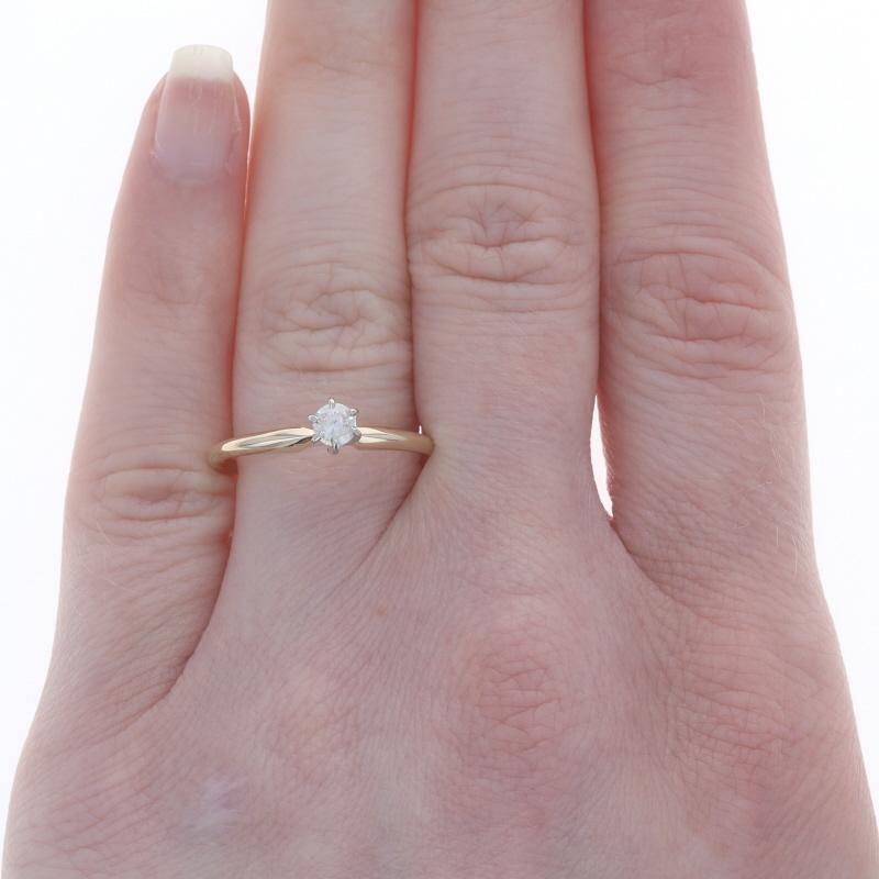 Round Cut Yellow Gold Diamond Solitaire Engagement Ring - 14k Round Brilliant .20ct For Sale
