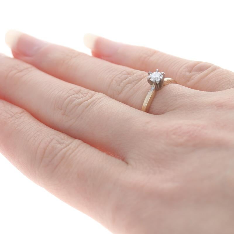 Gelbgold Diamant Solitär Verlobungsring - 14k Rund Brillant .33ct im Zustand „Hervorragend“ im Angebot in Greensboro, NC