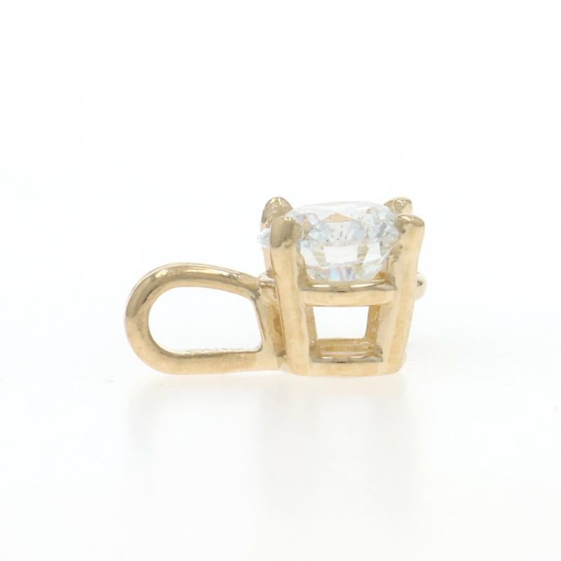 Taglio rotondo Ciondolo solitario con diamante in oro giallo - 14k Brilliante rotondo .38ct in vendita