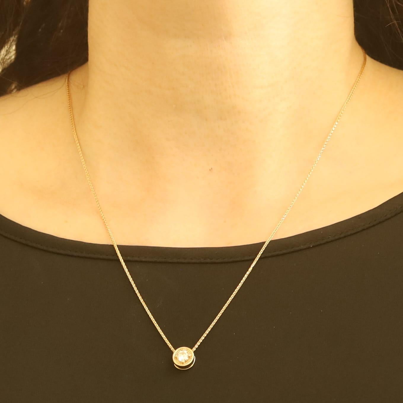 Taille ronde Collier en or jaune avec pendentif solitaire en diamant - 14k Round Brilliant .50ct en vente