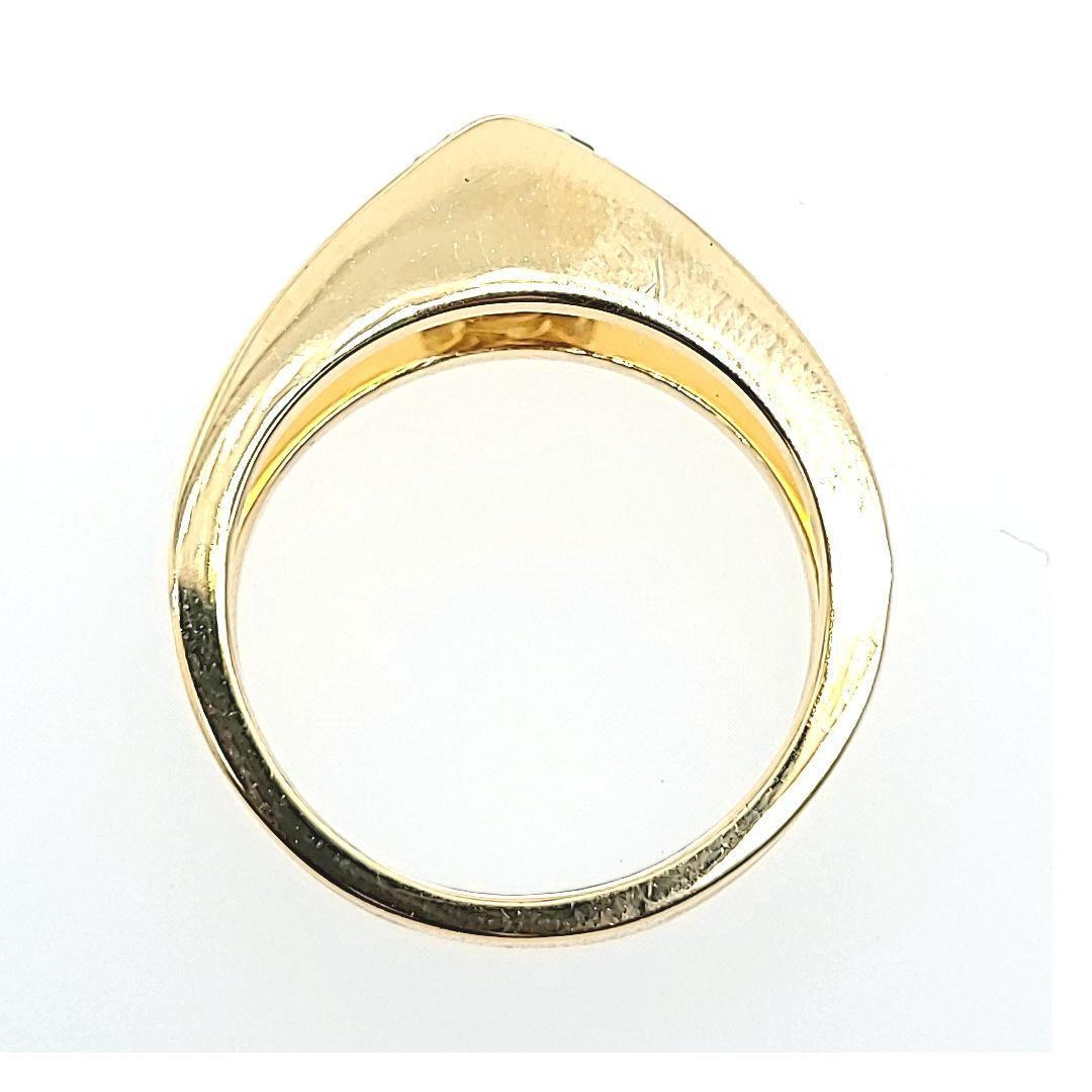 Yellow Gold Diamond Solitaire Split Ring In Good Condition For Sale In Coral Gables, FL