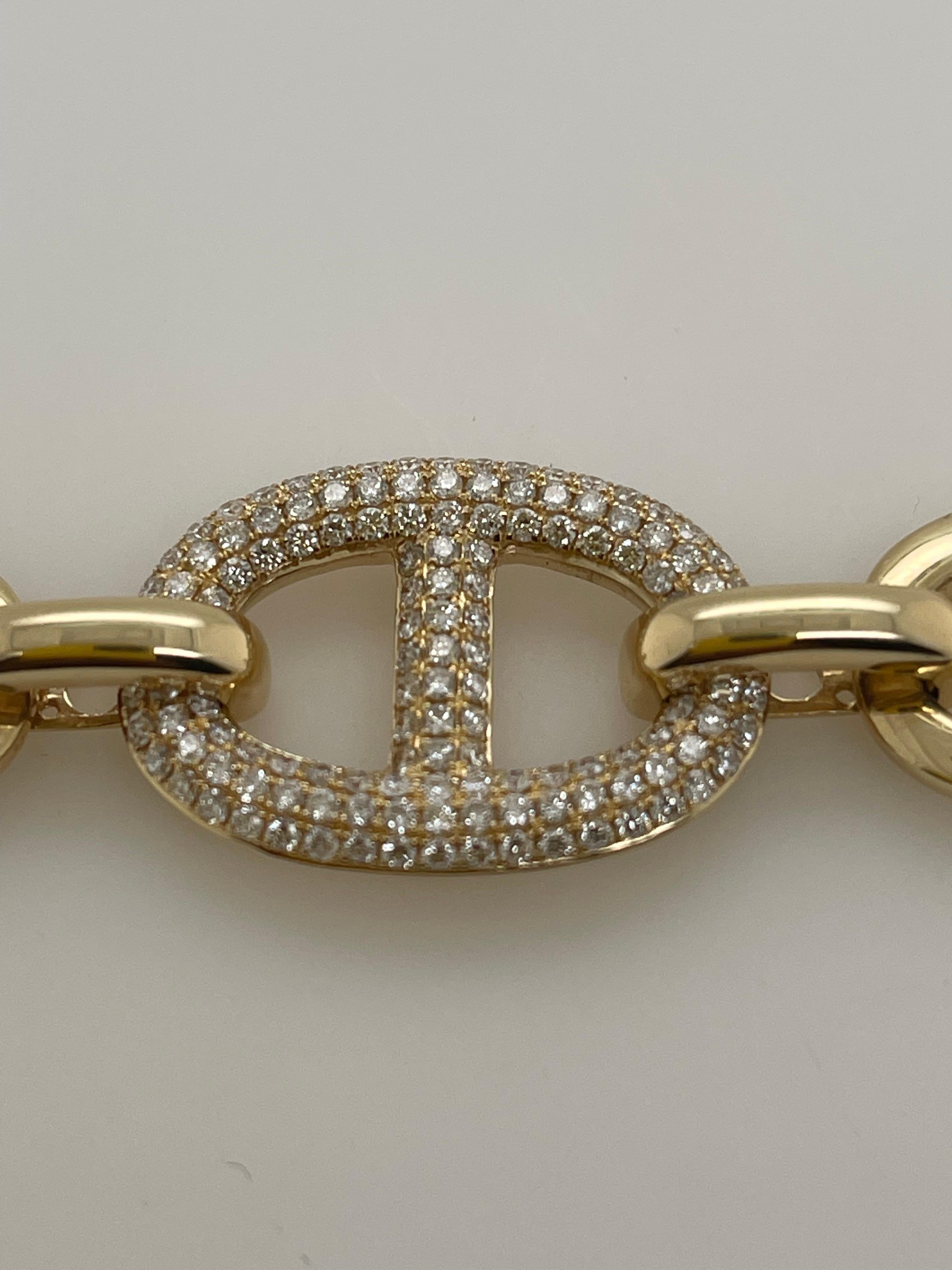 Women's Yellow Gold Diamond Split Oval Link Chain Bracelet For Sale