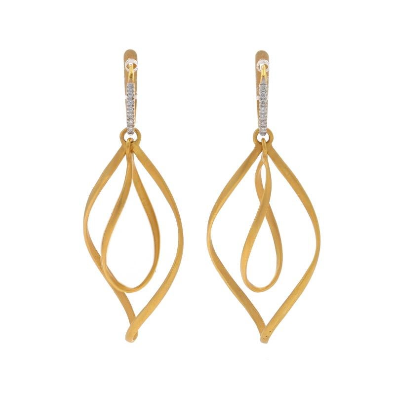 Contenuto metallico: Oro giallo 14k e oro bianco 14k

Informazioni su A. Stone

Diamanti naturali
Carati: .14ctw
Taglio: Rotondo brillante
Colore: G - H
Chiarezza: SI1 - SI2

Carati totali: .14ctw

Stile: Pendente
Tipo di chiusura: Chiusura a