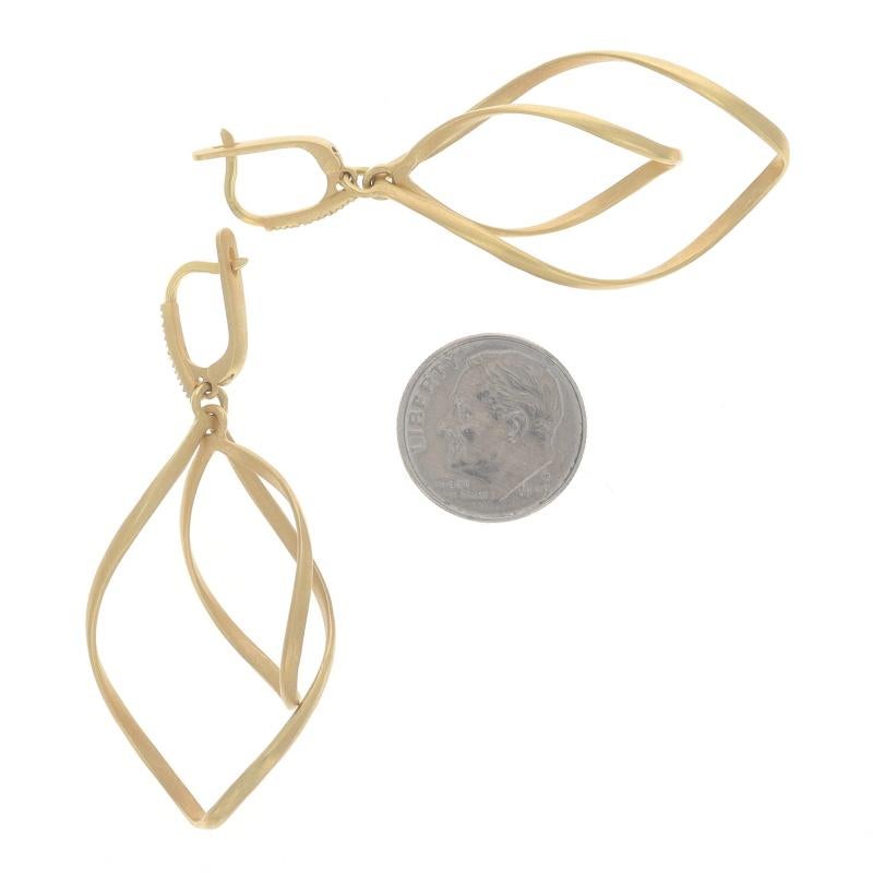Donna Orecchini pendenti a spirale in oro giallo con diamanti - 14k Round .14ctw Matte Pierced in vendita