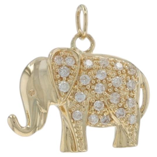 Pendentif éléphant debout en or jaune - 14k Round .30ctw Pachyderm