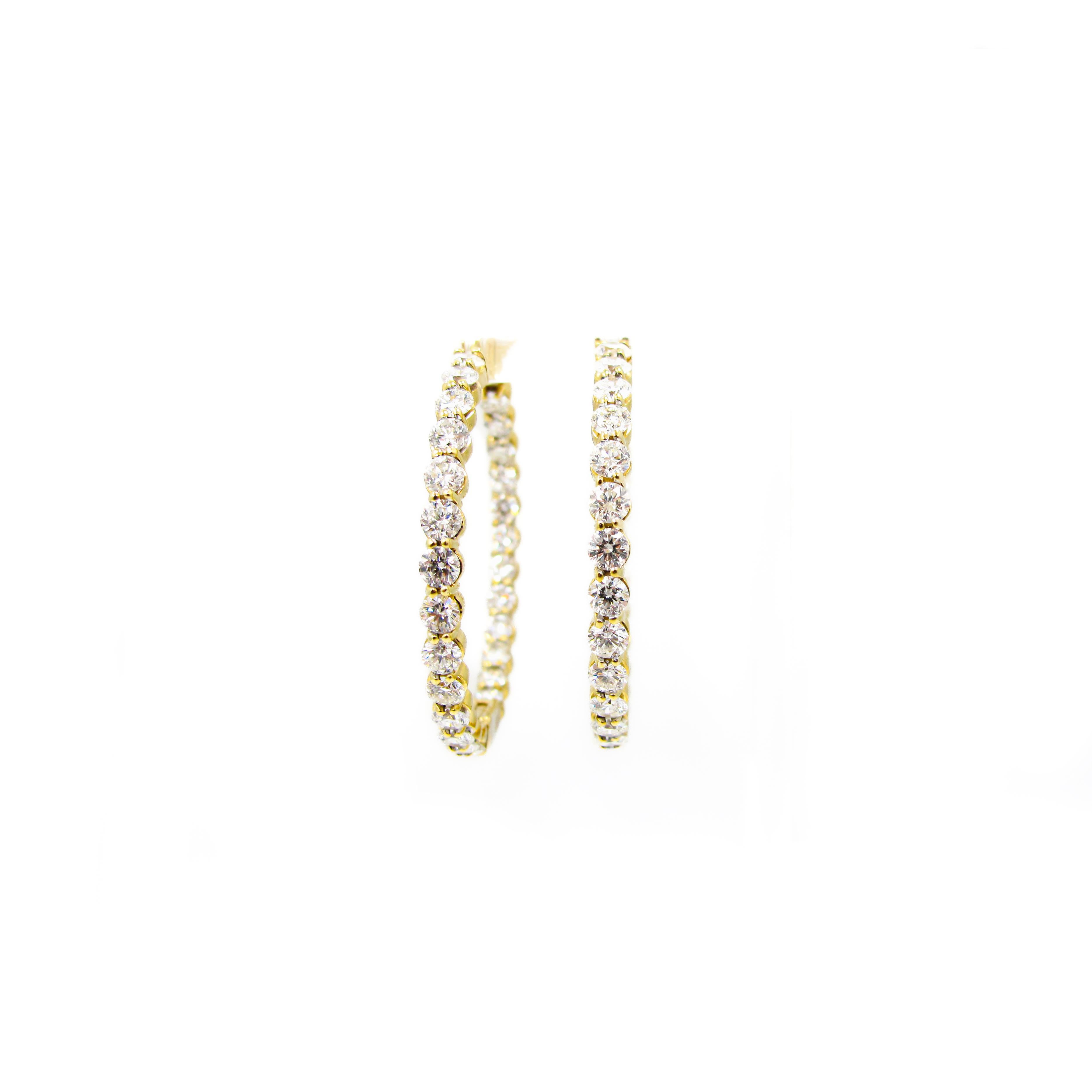 Yellow Gold Diamond Statement Hoops In Excellent Condition For Sale In Chicago, IL