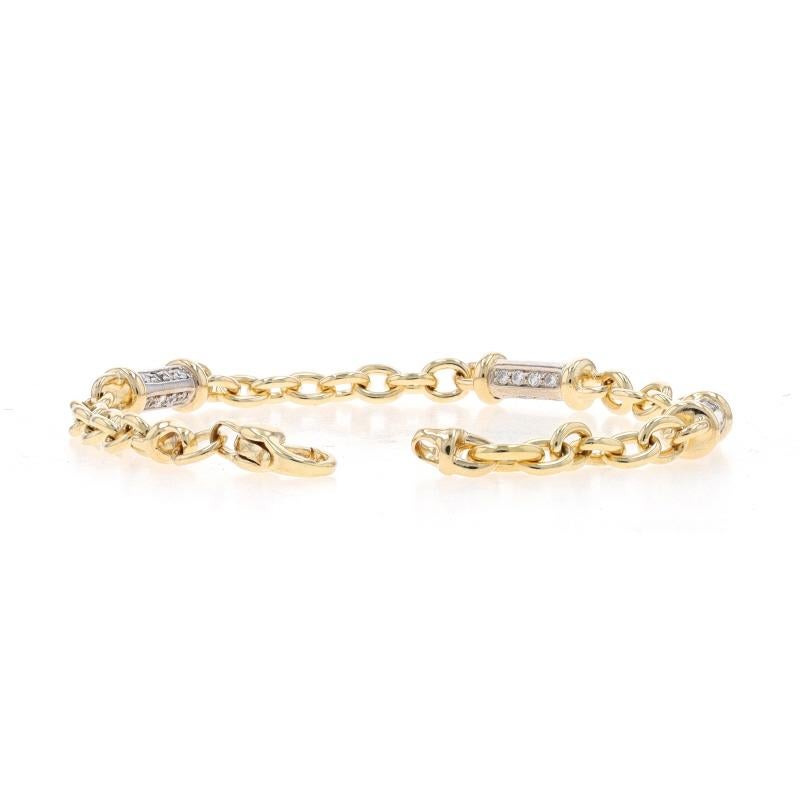 Bracelet en or jaune avec station de diamants 8