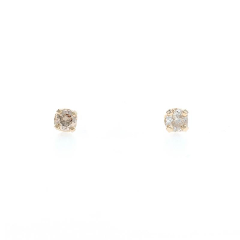 Contenu du métal : Or jaune 14k

Informations sur les pierres

Diamants naturels
Carat(s) : .10ctw
Coupe : Brillant rond
Couleur : Champagne Brown
Clarté : SI1

Total des carats : .10ctw

Style : Goujon
Type de fermeture : Fermeture