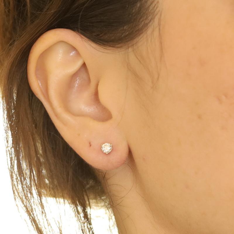 Taglio rotondo Orecchini con diamanti in oro giallo - 14k Brilliante rotondo da 0,63 ct. in vendita