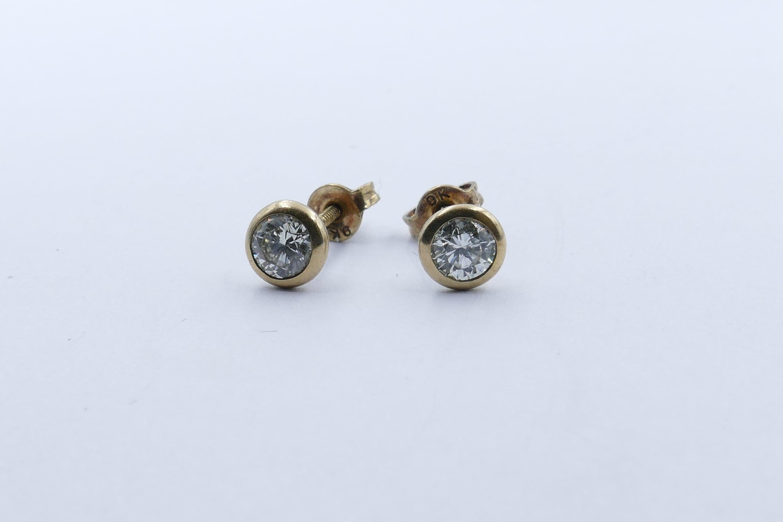 Modern Yellow Gold Diamond Stud Earrings