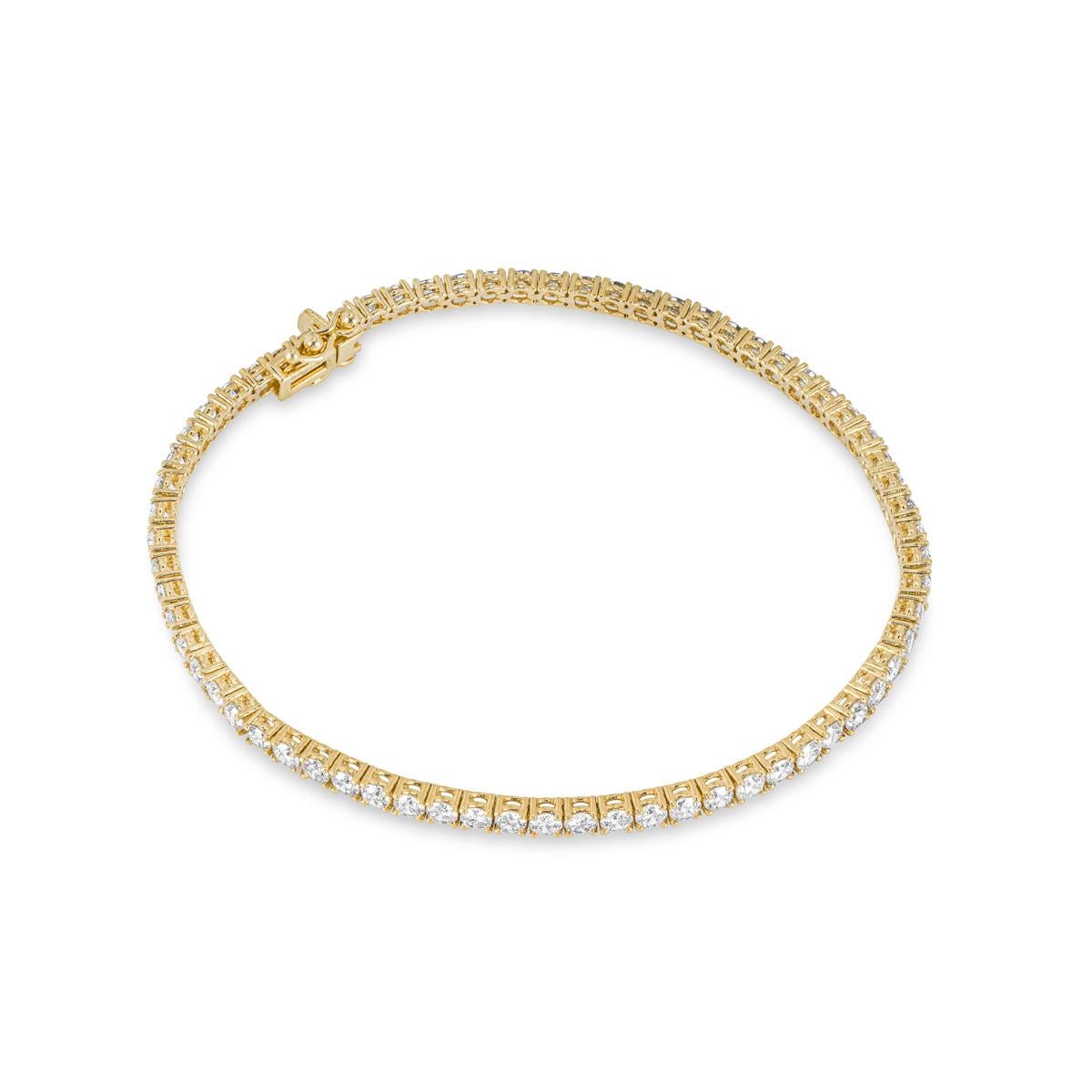 Taille ronde Bracelet tennis en or jaune avec diamants 4,27 carats TDW en vente