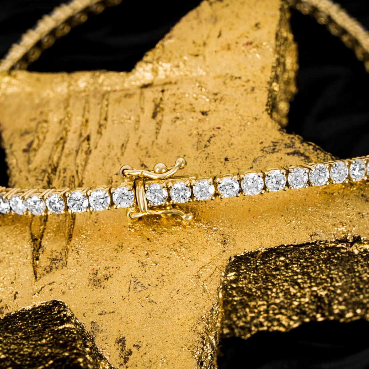 Bracelet tennis en or jaune avec diamants 4,27 carats TDW en vente 2